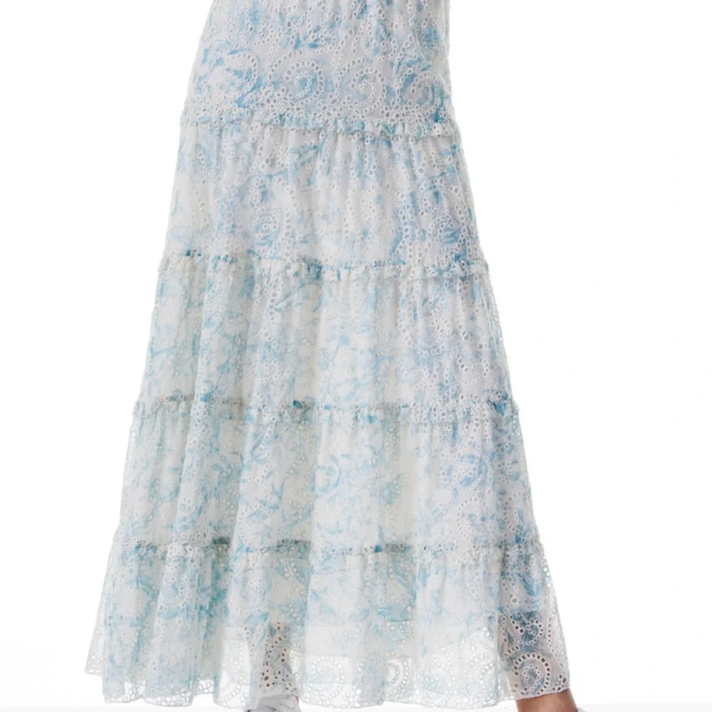 Alice + Olivia Blue and White Maxi Skirt - Picture 2 of 4